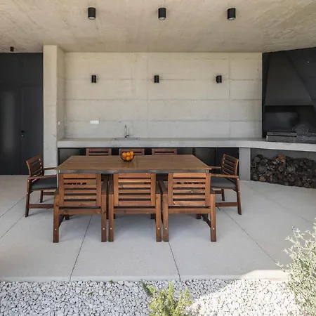Lovely In With Kitchen